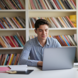 Comment choisir une formation pour améliorer mes compétences scolaires ?